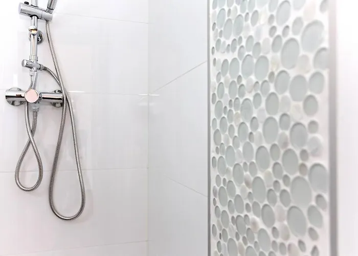 Le Capu Biancu-location Avec Vue Proche Des Gorges De L Asco Entre Et Montagne Appartement